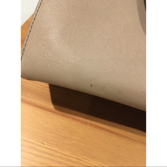 Michael Kors Kellen Satchel Bag in Taupe - Picture 11 of 14